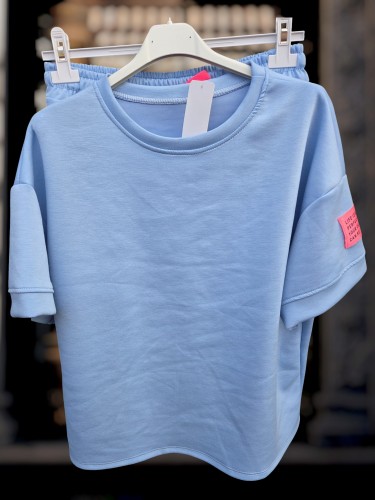 Stijlvol labelpak blauw